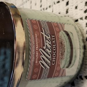 Bath & Body Works Candle